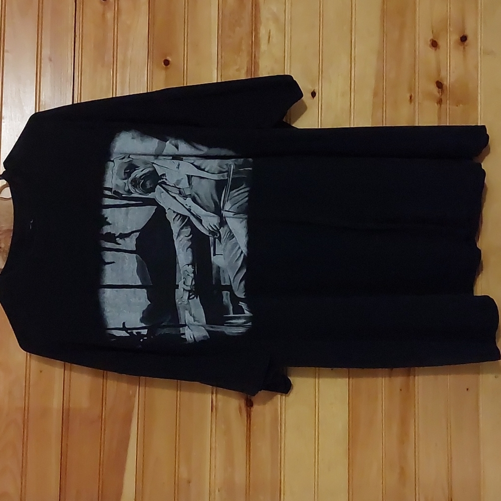 Tokes Black half sleeve Tee Shirt with Bulldog